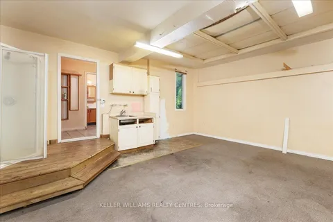 34 Riverglen Dr, Georgina, ON L4P 2P8