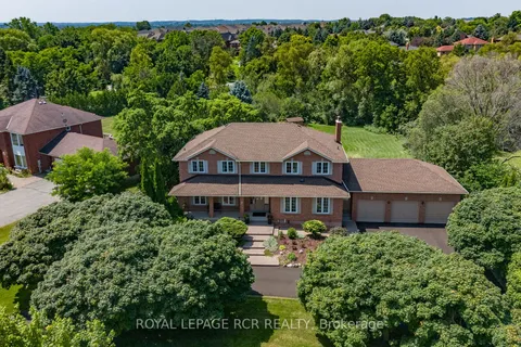 7 Willow Wood Pl, East Gwillimbury, ON L0G 1V0