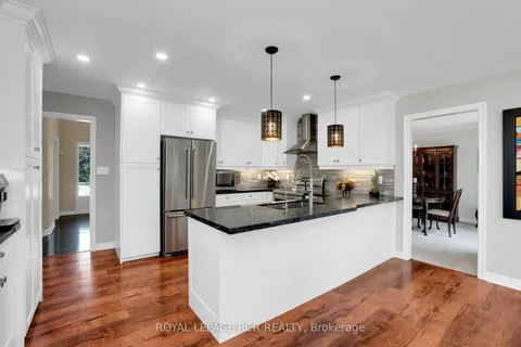 7 Willow Wood Pl, East Gwillimbury, ON L0G 1V0