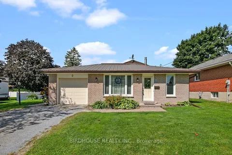 8 Waddell St, Brock, ON L0C 1H0