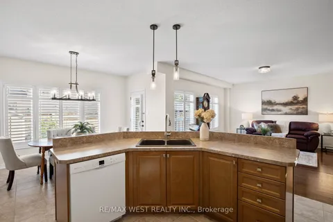 47 Burt Ave, New Tecumseth, ON L9R 0G8