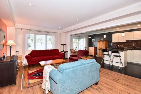 14 Rennie St, Brock, ON L0C 1H0