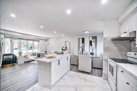 27 Willowgate Dr, Markham, ON L3P 1G4