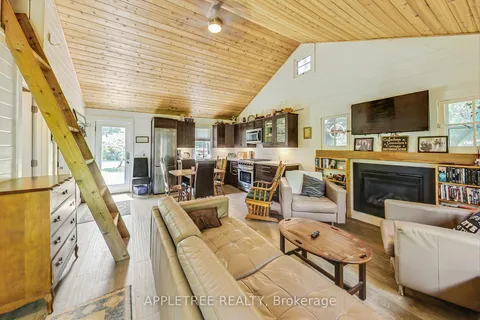 9040 River Rd, Adjala-Tosorontio, ON L0N 1P0