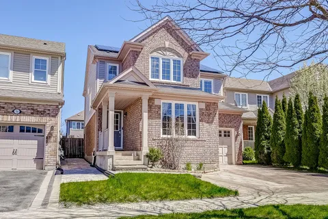 7 Dunning Dr, New Tecumseth, ON L9R 0B3