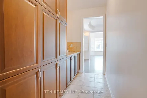 123 Kane Cres, Aurora, ON L4G 0C7