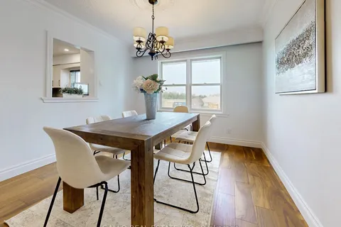 19622 Centre St, East Gwillimbury, ON L0G 1M0