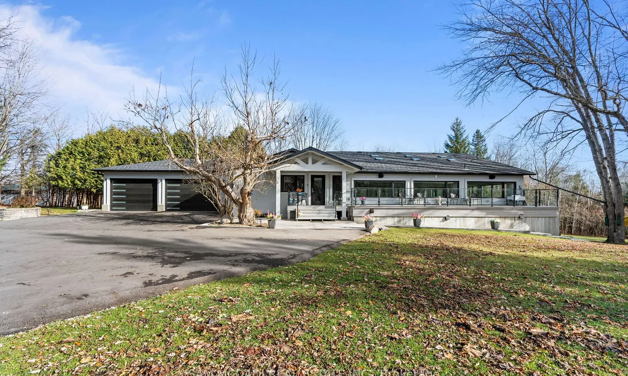 2993 Innisfil Beach Rd, Innisfil, ON L9S 4C3
