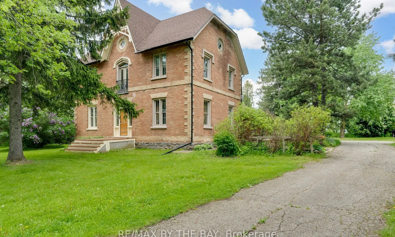 3940 County Rd 88 Rd, Bradford West Gwillimbury, ON L3Z 2A4