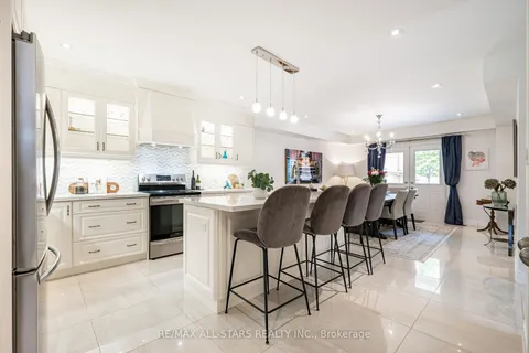 91 Roy Grove Way, Markham, ON L6E 0T7