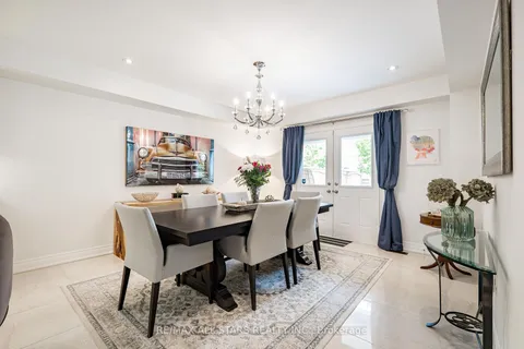 91 Roy Grove Way, Markham, ON L6E 0T7