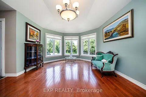 65 Alexander Blvd, Georgina, ON L0E 1L0