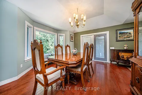 65 Alexander Blvd, Georgina, ON L0E 1L0