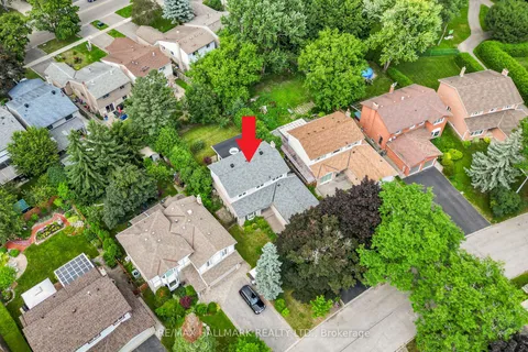 42 Drumern Cres, Richmond Hill, ON L4C 5H8