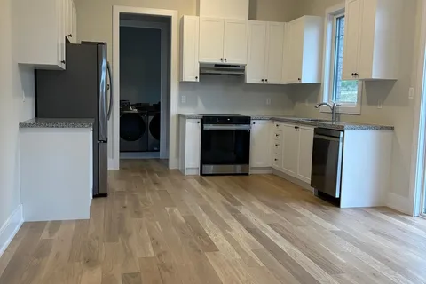 2208 Greg Gemmell Way, Innisfil, ON L0L 1K0