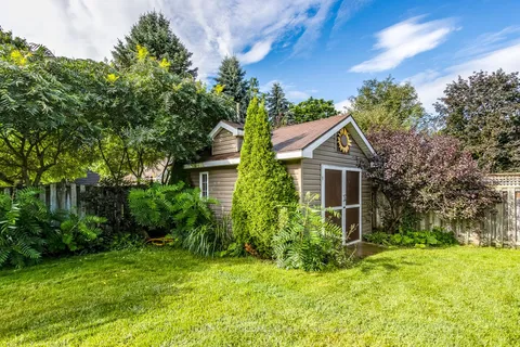 391 Victoria St, New Tecumseth, ON L9R 1J8