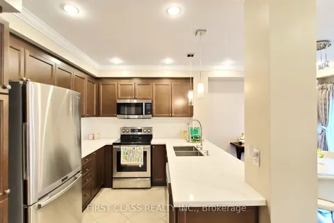 8 All Points Dr, Whitchurch-Stouffville, ON L4A 0W5