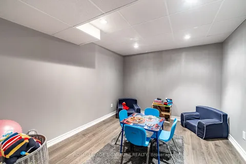 30 John Dexter Place, Markham, ON L3P 3G1
