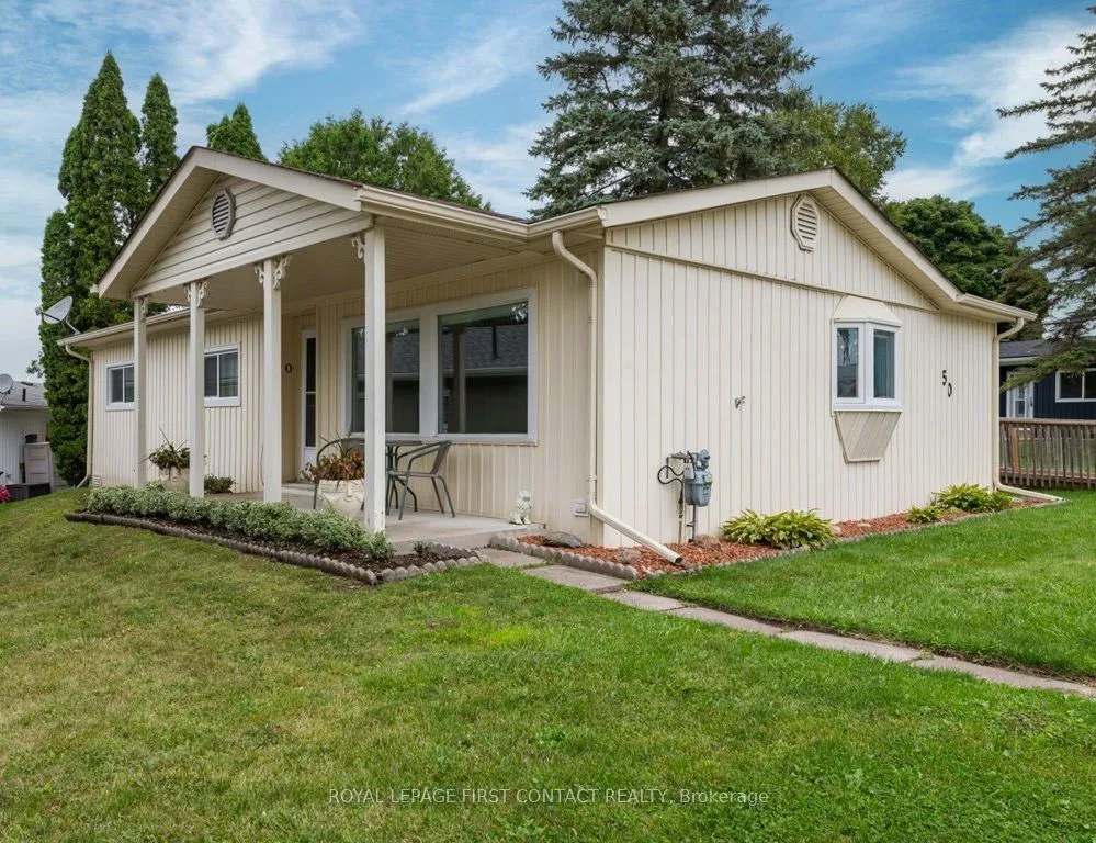 50 Hawthorne Dr, Innisfil, ON L9S 1N9