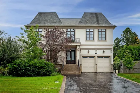 16 Claridge Dr, Richmond Hill, ON L4C 6G9