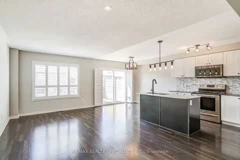119 Rutherford Rd, Bradford West Gwillimbury, ON L3Z 0P6