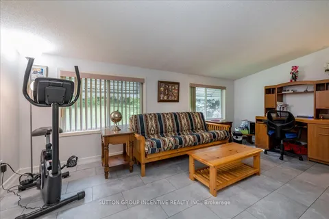 22 Primrose Lane, Innisfil, ON L9S 1R8