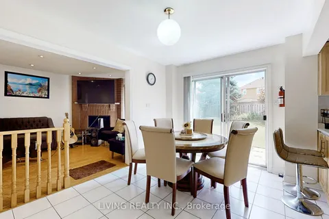 299 Highglen Ave, Markham, ON L3S 3M1
