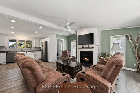 24 Kelsey Cres, Georgina, ON L0E 1R0