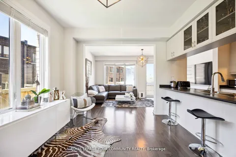 94 Denarius Cres, Richmond Hill, ON L4E 5B6