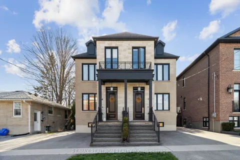 172&amp;174 Victoria St, Newmarket, ON L3Y 7K4