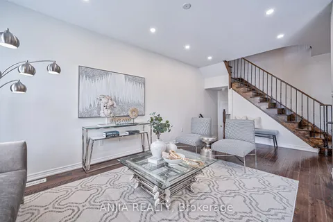 72 Hua Du Ave, Markham, ON L6C 0R2