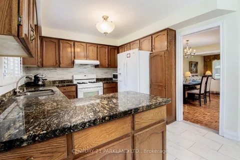 175 Belair Way, Vaughan, ON L4L 7T4