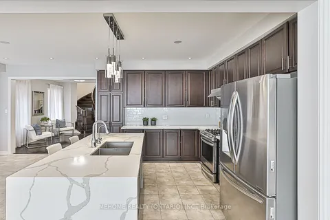 51 Beckett Ave, Markham, ON L6C 0T3