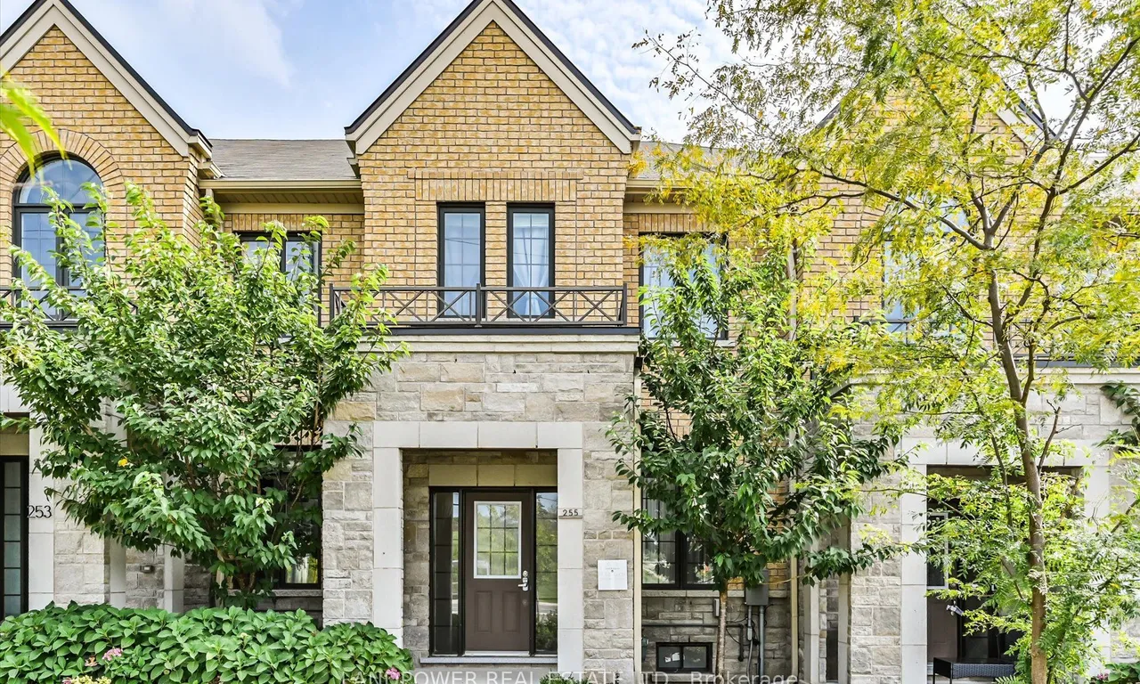 255 Bloomington Rd, Richmond Hill, ON L4E 1G4