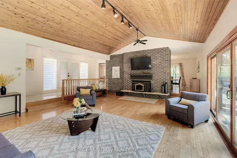 22284 Kennedy Rd, East Gwillimbury, ON L0G 1R0