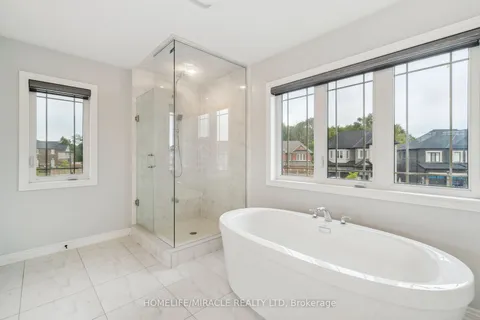 811 Green St, Innisfil, ON L0L 1W0