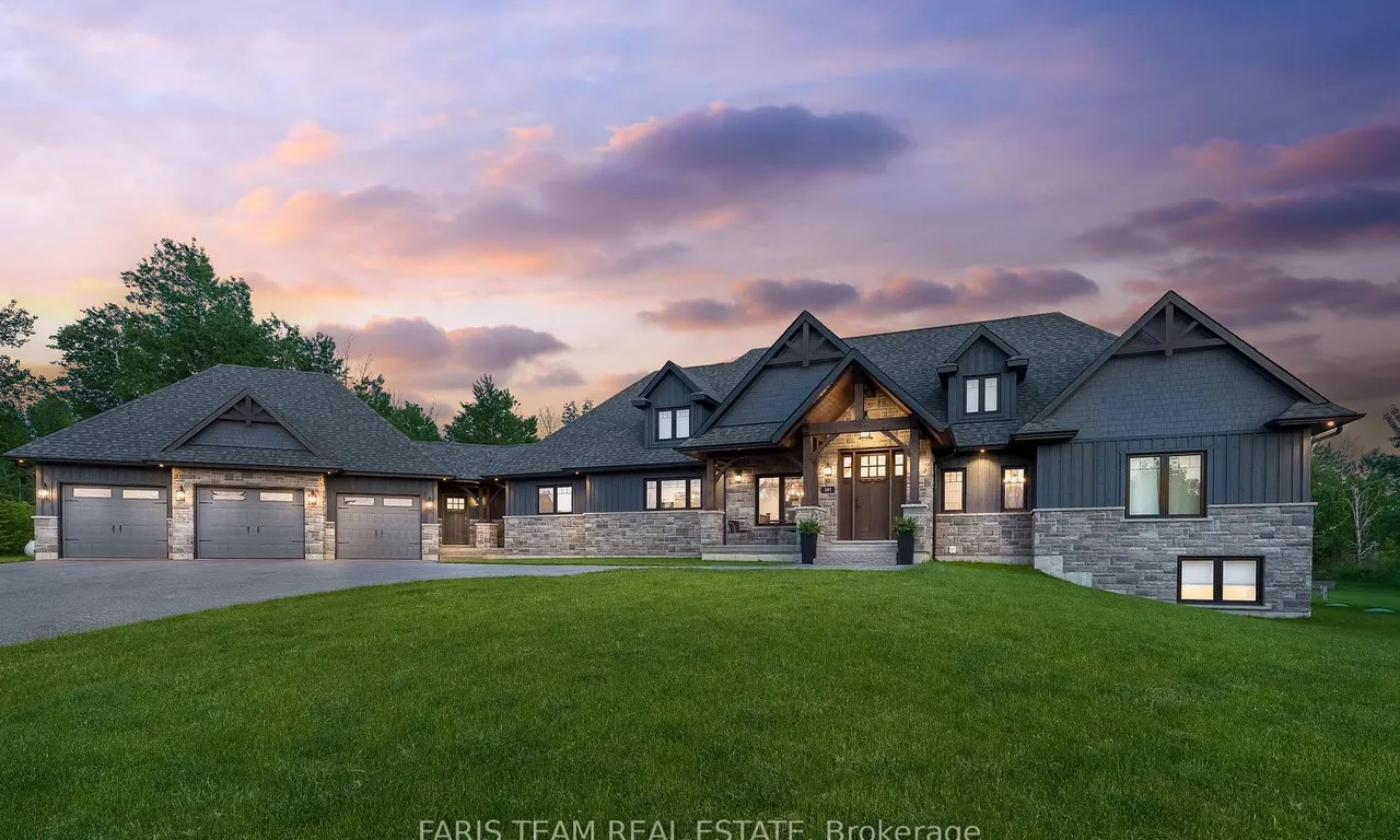 141 Dale Cres, Bradford West Gwillimbury, ON L0L 1L0