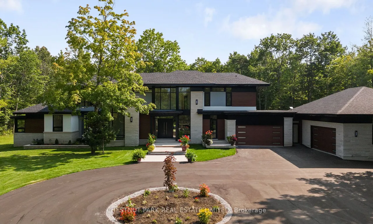 547 Old Stouffville Rd, Uxbridge, ON L9P 1R4