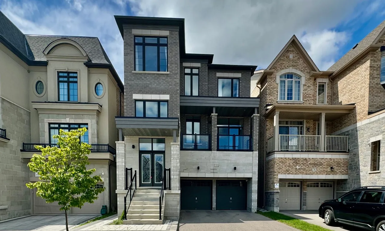 12 Elder St, Richmond Hill, ON L4S 0H2