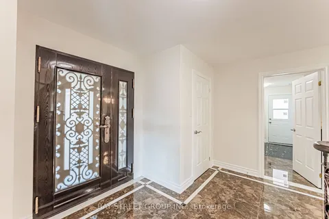 49 Topham Cres, Richmond Hill, ON L4C 9H2