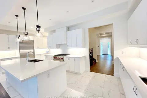 167 Hillsview Dr, Richmond Hill, ON L4C 3E2