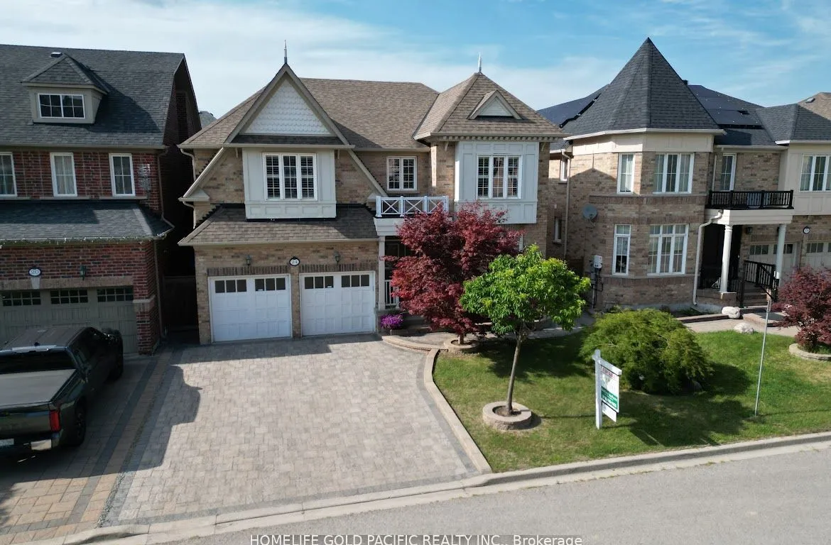 24 Earnshaw Dr, Markham, ON L6C 0E4