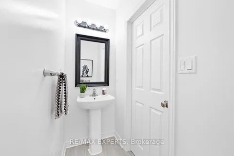 26 Sharpe Cres, New Tecumseth, ON L0G 1W0