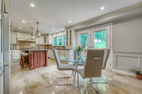 102 Willowbrook Rd, Markham, ON L3T 5P5