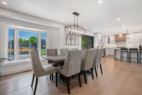 2308 Victoria St, Innisfil, ON L9S 1K5