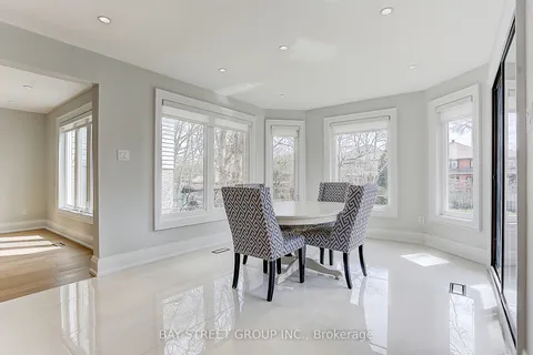 295 Elgin Mills Rd, Richmond Hill, ON L4C 4M1