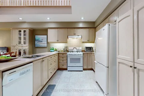 47A Benson Ave, Richmond Hill, ON L4C 4E5
