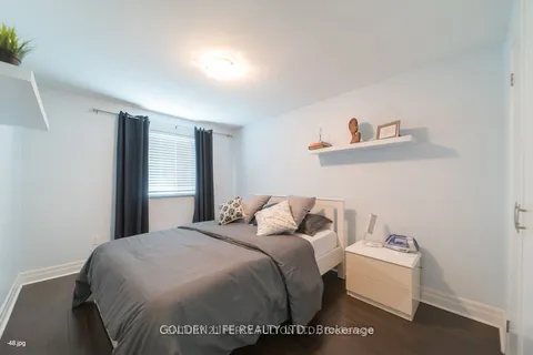 115 Henderson Ave, Markham, ON L3T 2L3