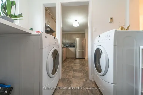 115 Henderson Ave, Markham, ON L3T 2L3