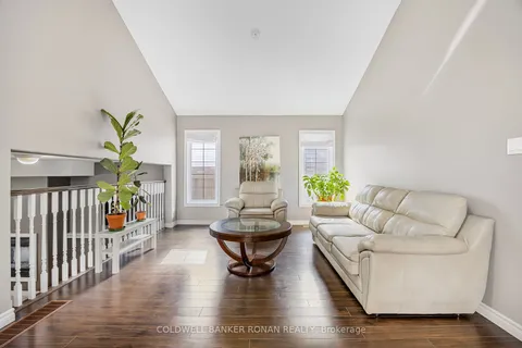 48 Irwin Cres, New Tecumseth, ON L9R 0G7